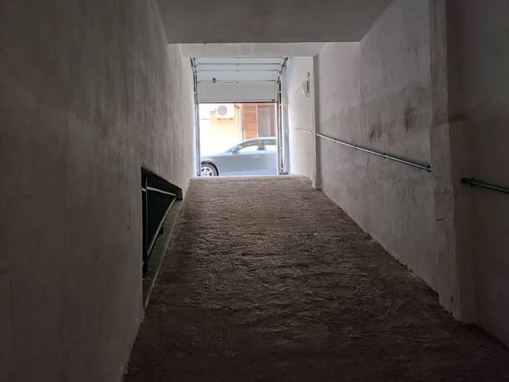 Box / garage a Brindisi in Via Monte Santo, 90 - Foto 2