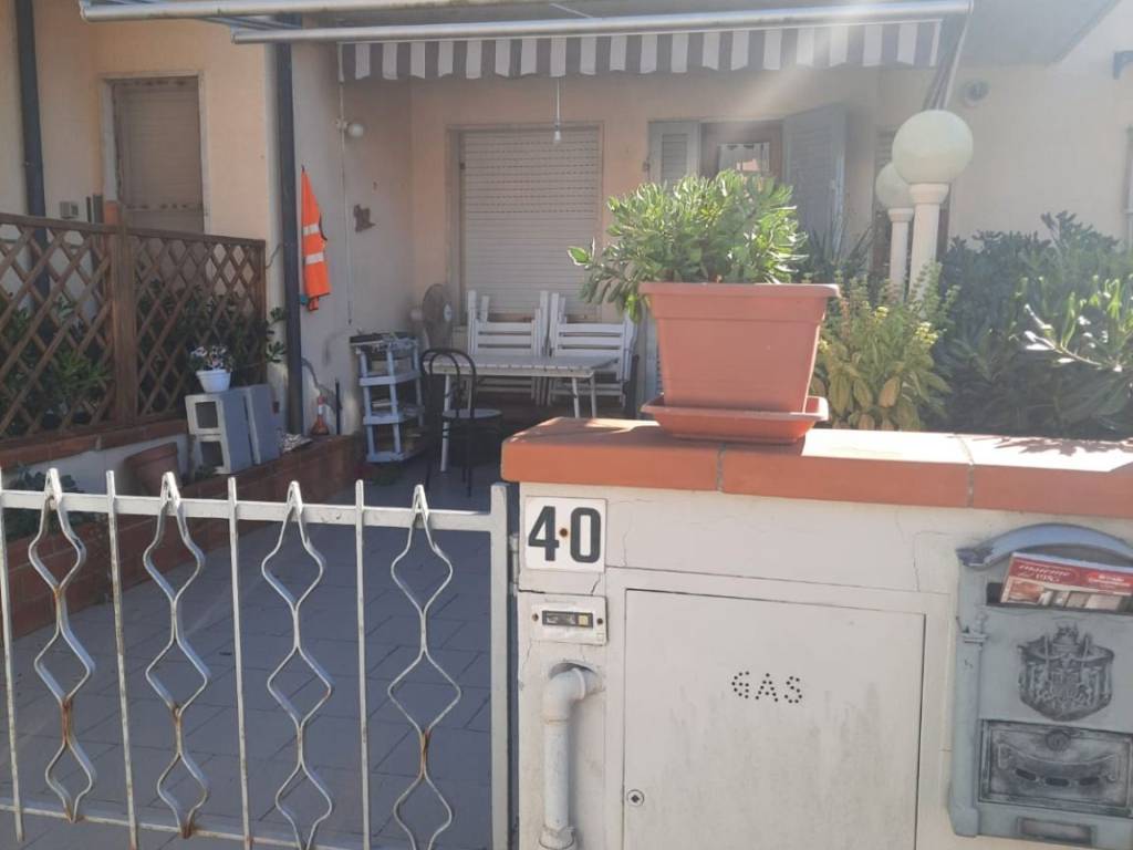 Appartamento a Cecina in Via Giuseppe Giulietti, 40 - Foto 2