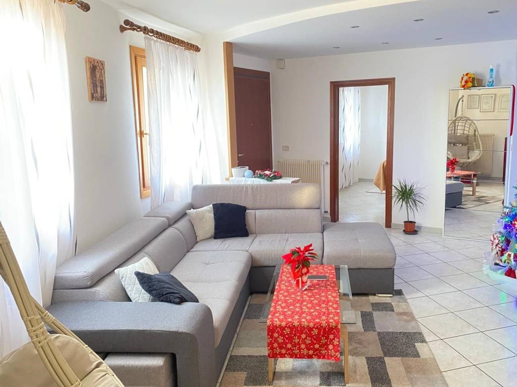 Villa a Santa lucia di piave in Piazza Granza, 23 - Foto 5