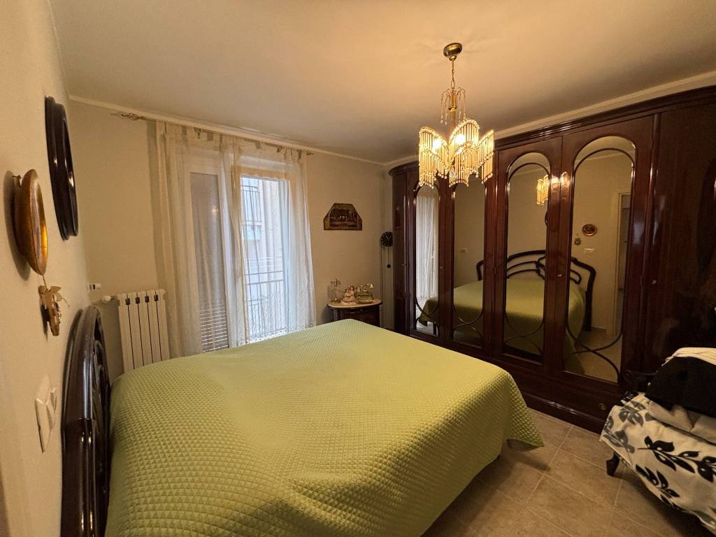 Appartamento a Corato in Via Riccio di Parma - Foto 2