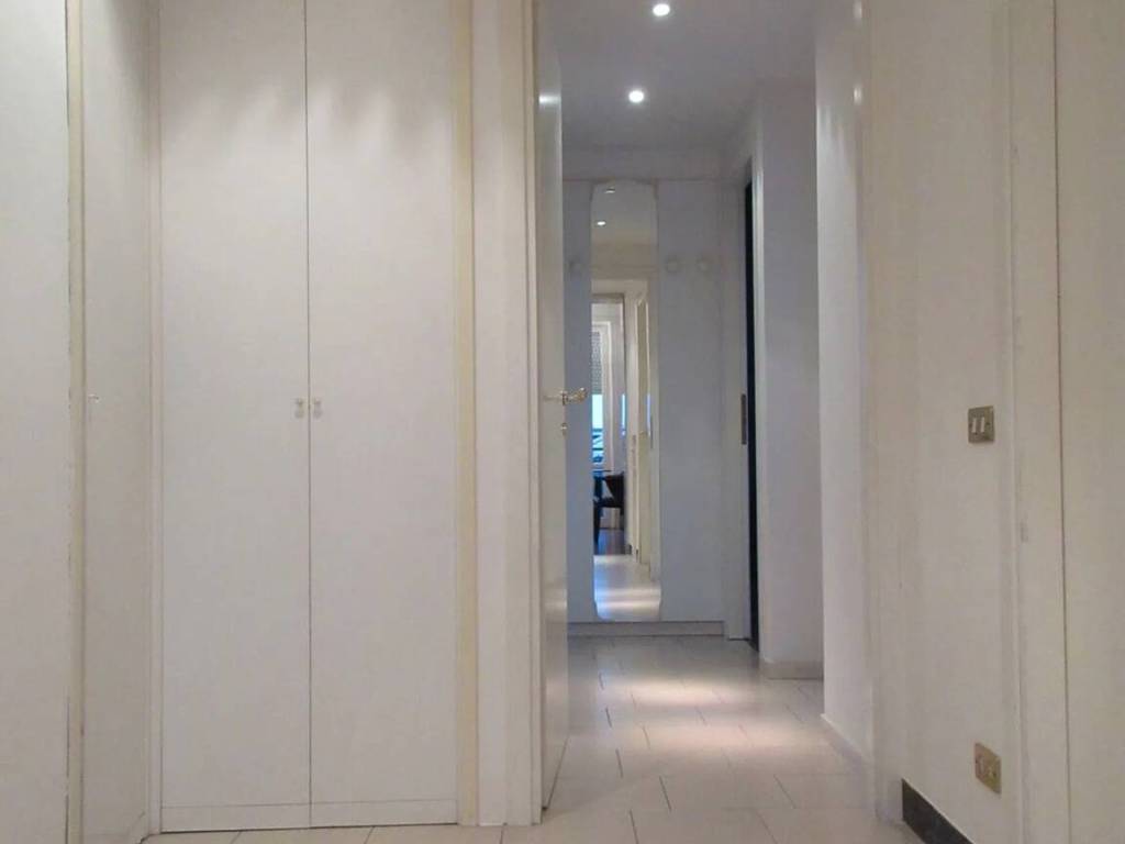 Appartamento a Parma in Via Montebello, 34 - Foto 4