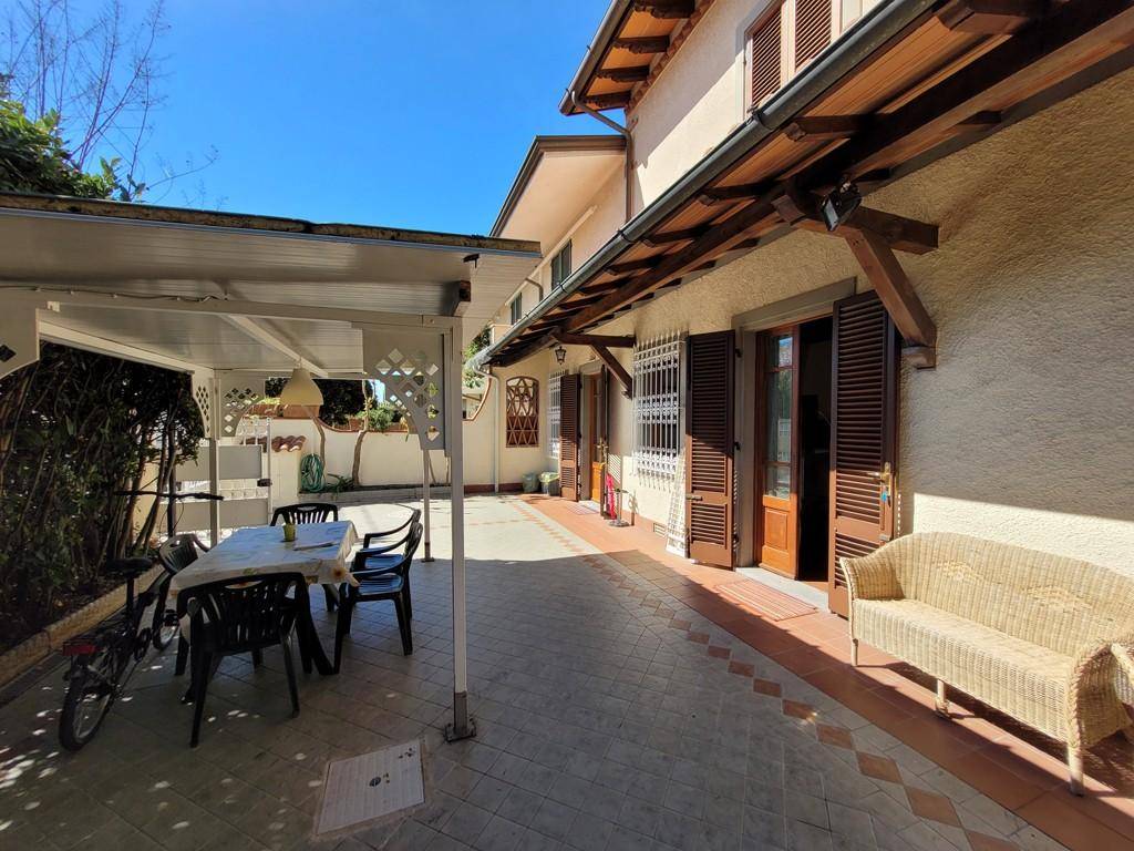 Villetta a schiera a Forte dei marmi in Forte dei Marmi - Foto 2