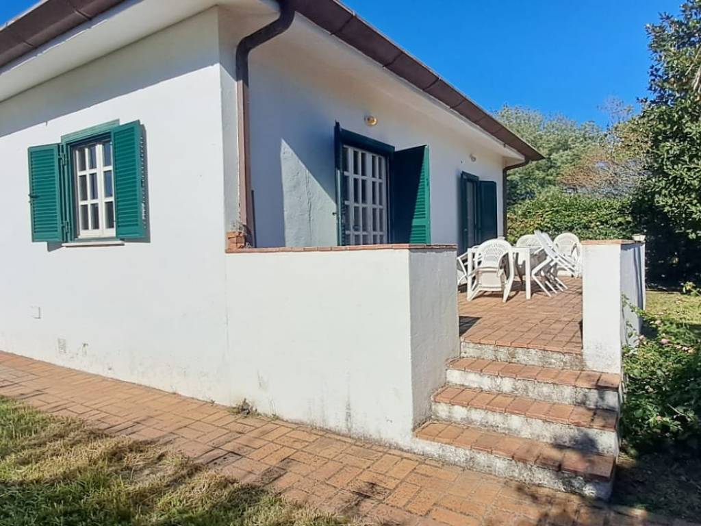Villa a Terracina in Viale Quattro Stagioni - Foto 2