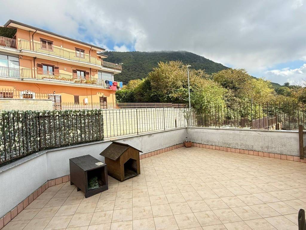 Villetta a schiera a Monteforte irpino in Via Giardini di Sotto - Foto 4