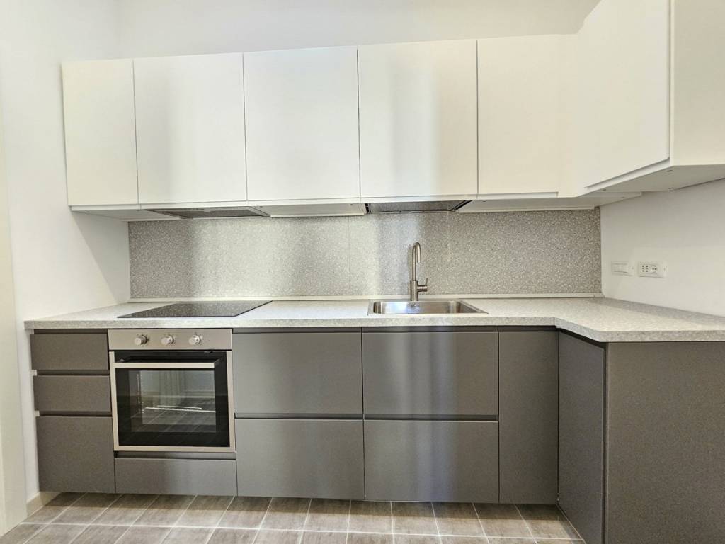 Appartamento a Taranto in Via Anfiteatro, 11 - Foto 3