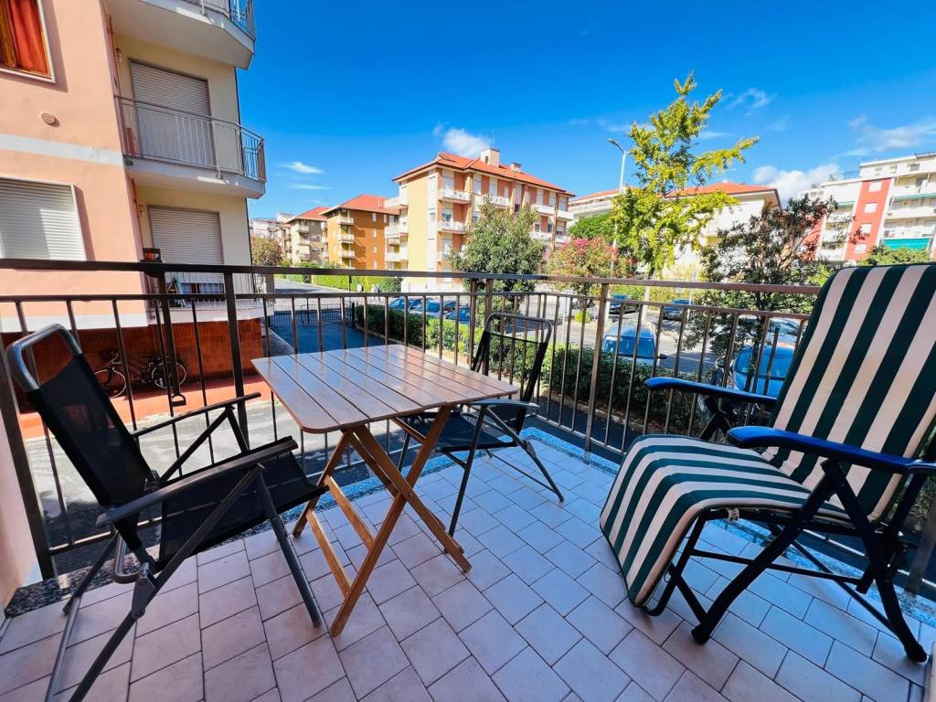 Appartamento a San bartolomeo al mare in Via degli Aranci - Foto 4