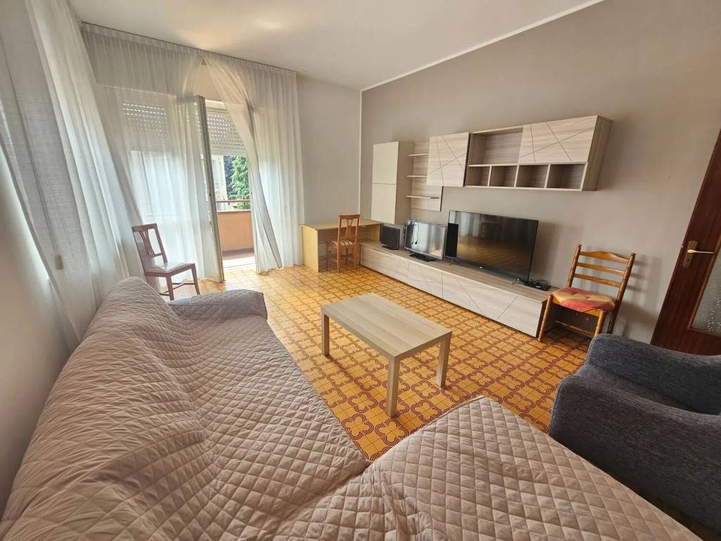 Appartamento a Castronno in Via Cavour, 39 - Foto 2