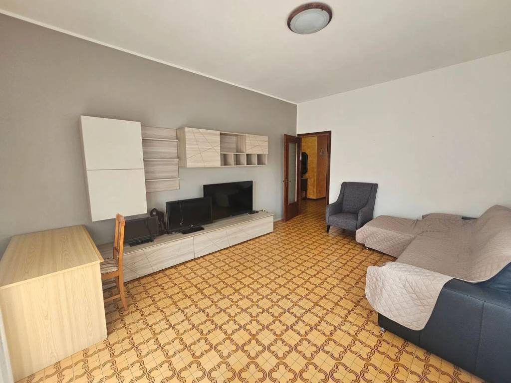 Appartamento a Castronno in Via Cavour, 39 - Foto 5