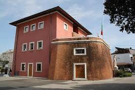 Palazzo / stabile a Forte dei marmi in Via Cesare Battisti, 17 - Foto 3