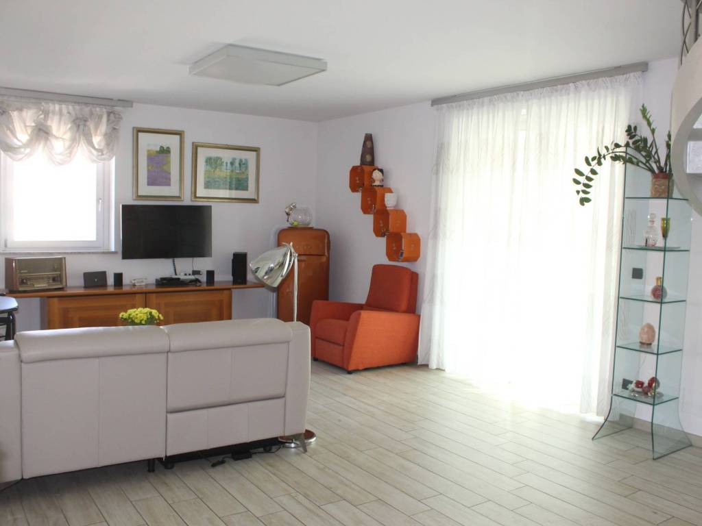 Appartamento a Leinì in Via Carlo Alberto - Foto 5