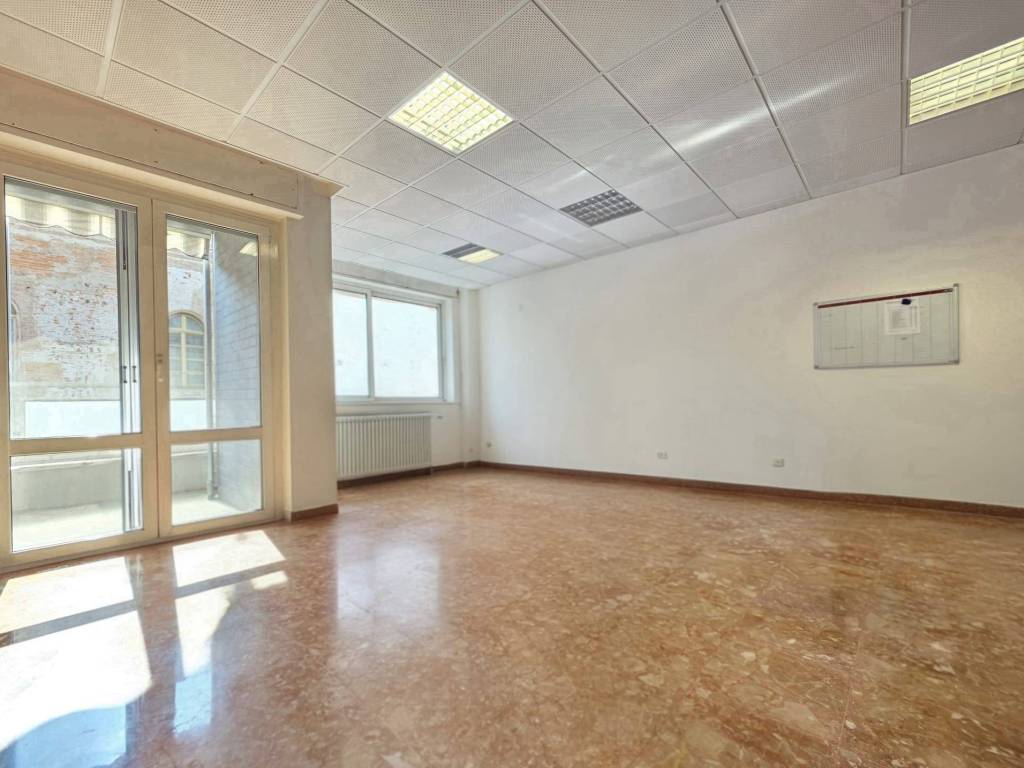 Appartamento a Casale monferrato in Via Camillo Benso di Cavour, 60 - Foto 2