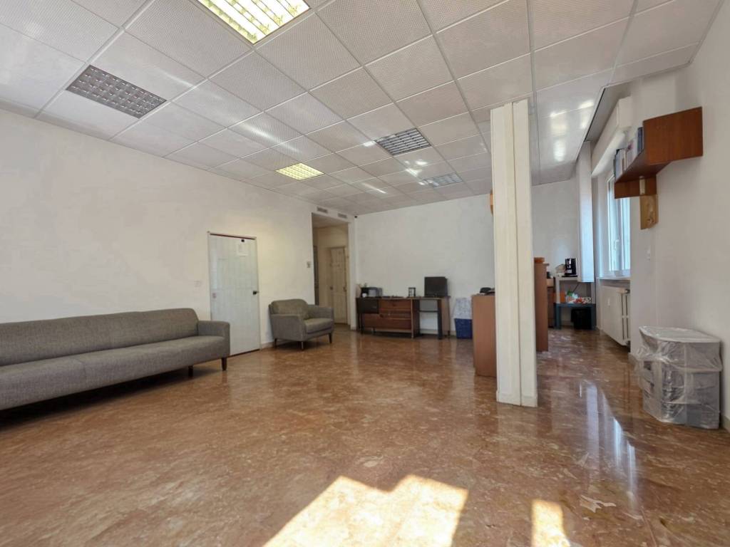 Appartamento a Casale monferrato in Via Camillo Benso di Cavour, 60 - Foto 3