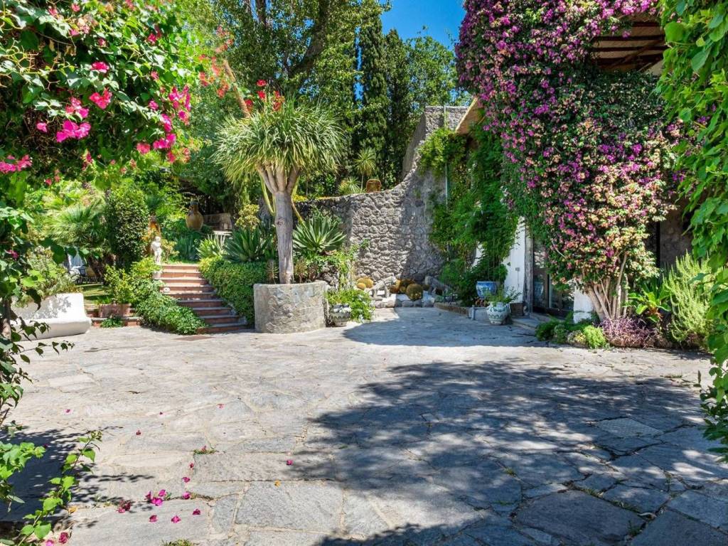 Villa a Forio in Via Spinavola - Foto 3