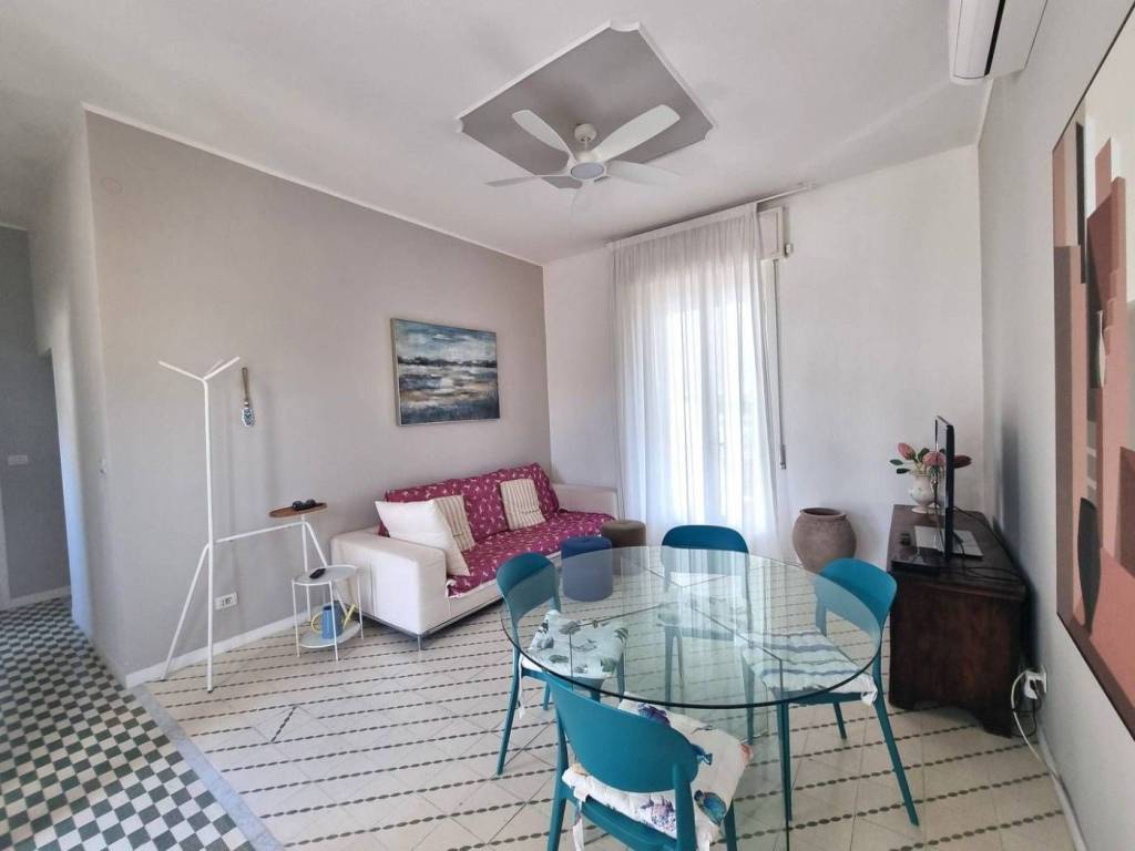 Appartamento a Viareggio in via verdi, 33 - Foto 2