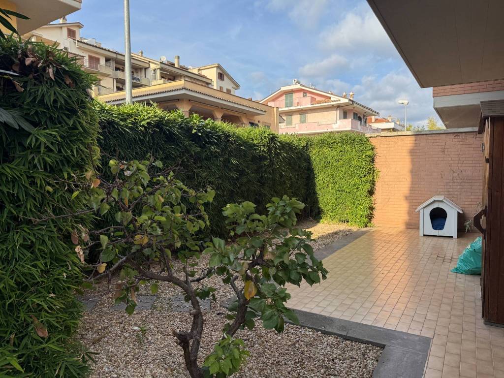 Appartamento a Castel gandolfo in Via delle Viole - Foto 5