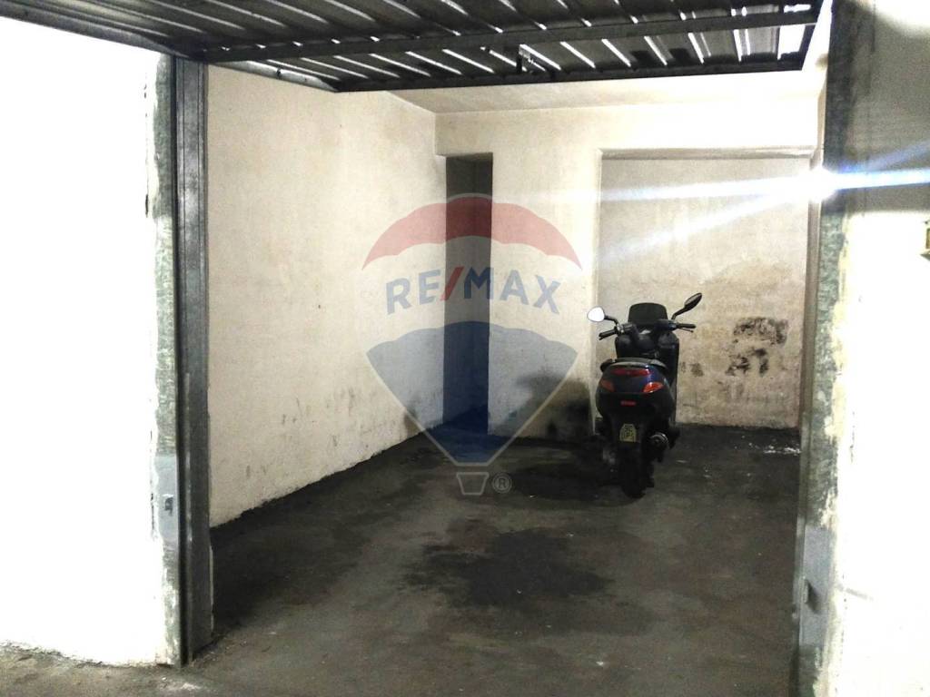 Box / garage a San nicola la strada in Via Leonardo Da Vinci, 122 - Foto 4
