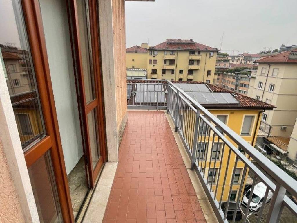 Appartamento a Bergamo in Via Giorgio e Guido Paglia - Foto 2