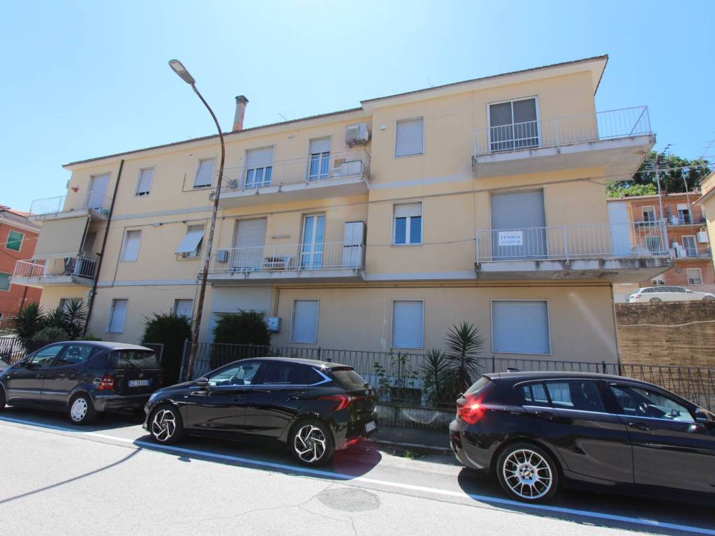 Appartamento a Ascoli piceno in Via Guglielmo Oberdan, 29 - Foto 2