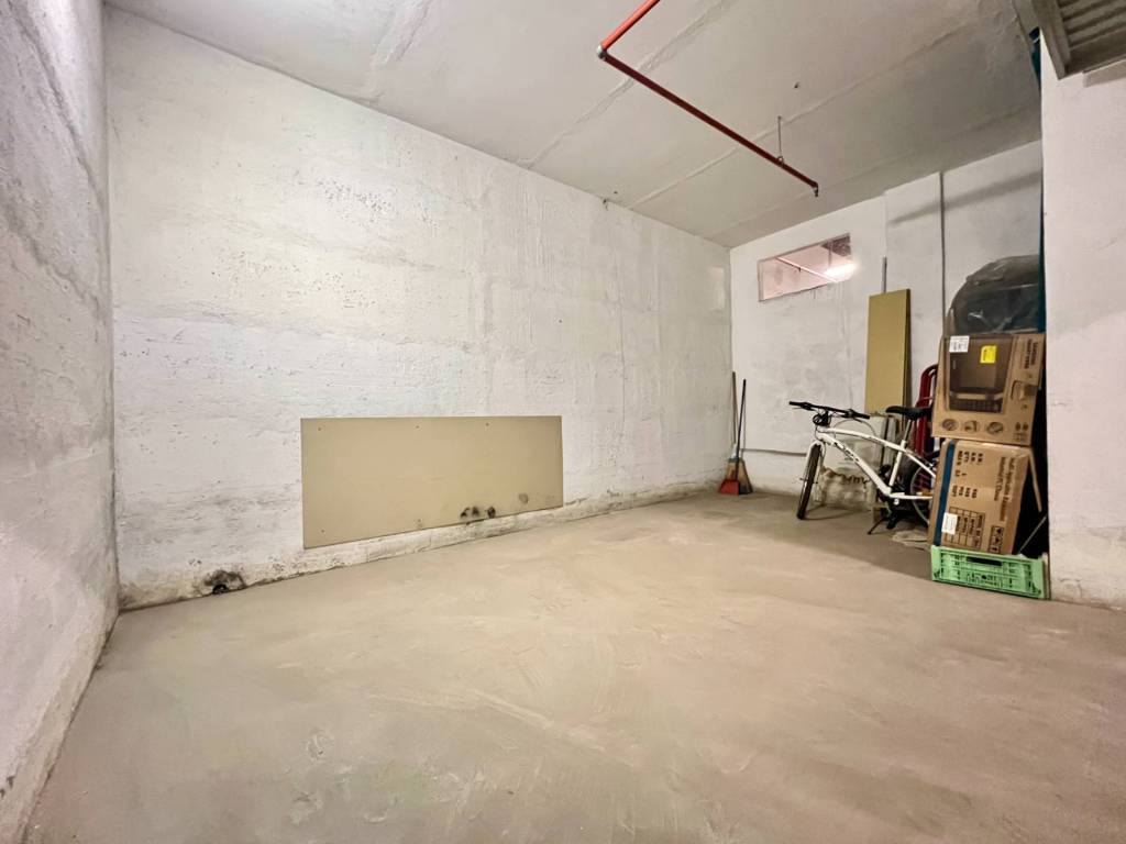 Box / garage a San bartolomeo al mare in Via Martiri della Libertà, 12 - Foto 3