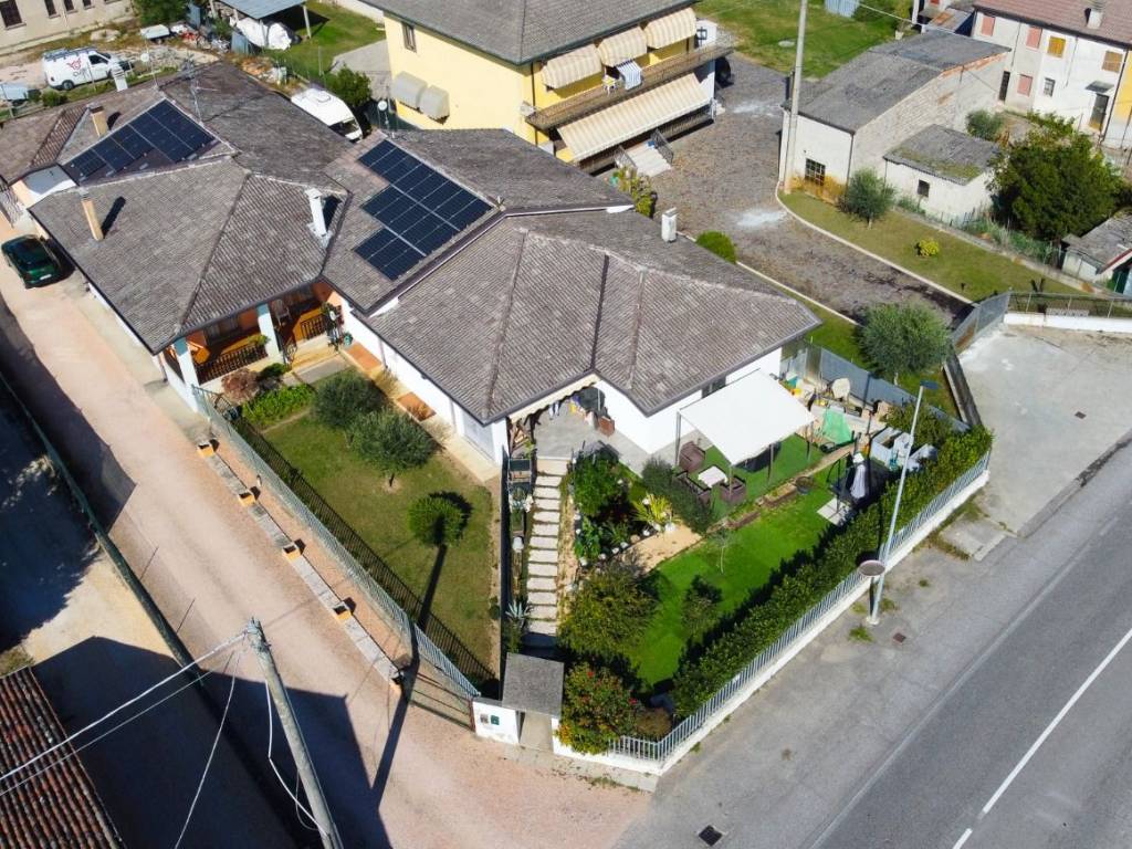 Villa a Oppeano in Via Dossi - Foto 2