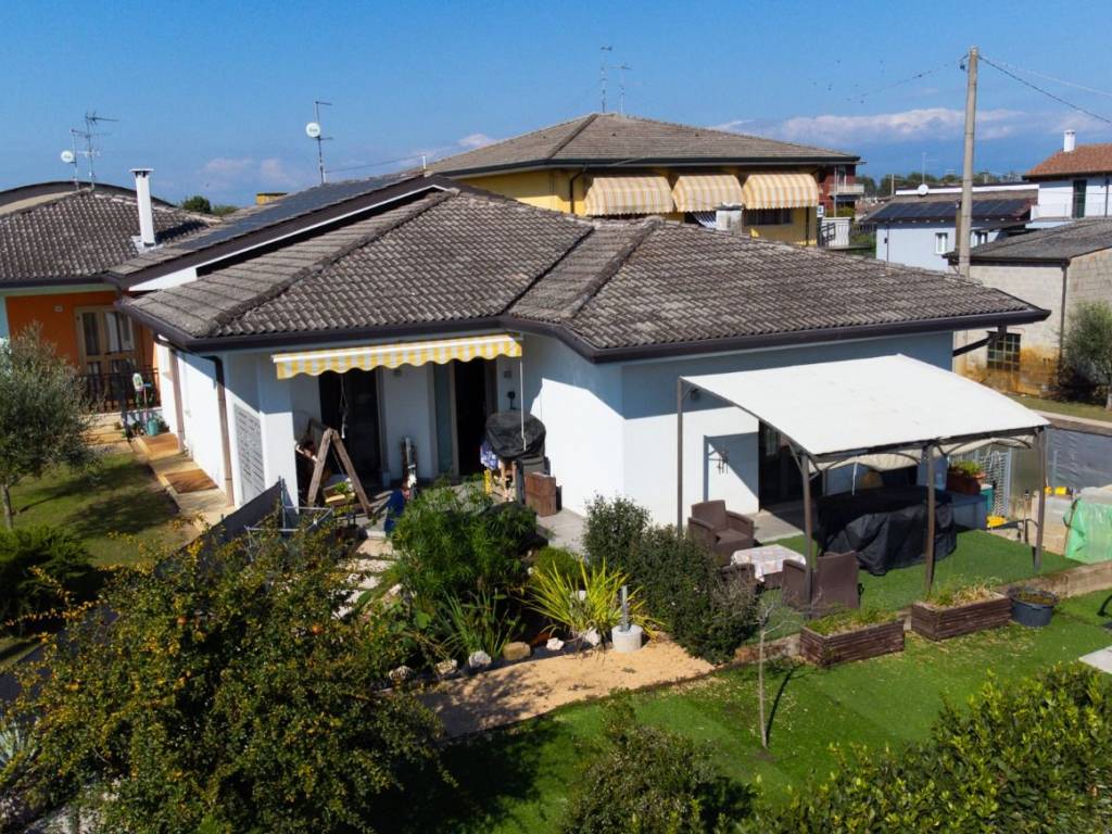 Villa a Oppeano in Via Dossi - Foto 3