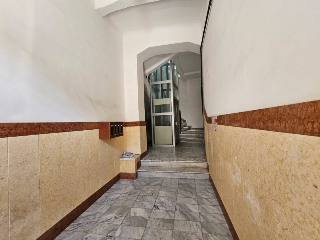 Appartamento a Messina in Via San Paolo Disciplinanti, 16 - Foto 2