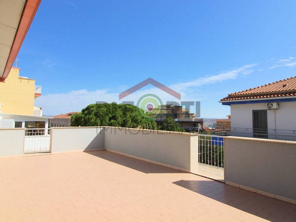 Appartamento a Ragusa in Via delle Betulle, 43 - Foto 2