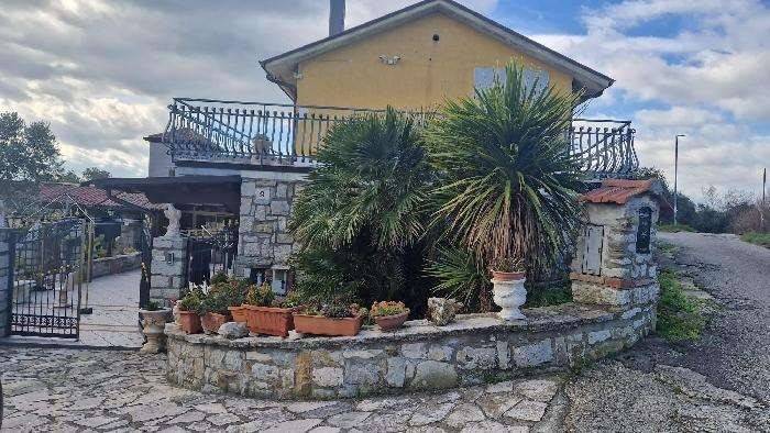 Villa a Pietrelcina in Pietrelcina - Foto 2