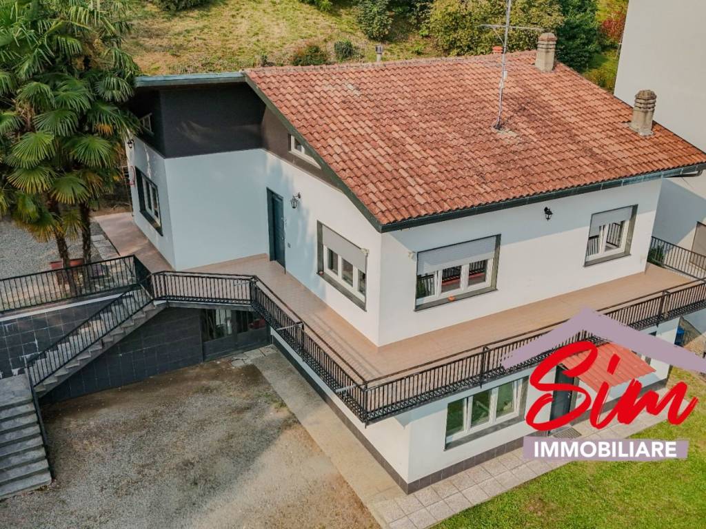 Villa a Oleggio in Via Novara snc - Foto 2