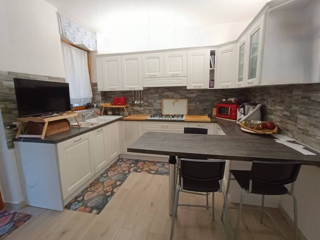 Appartamento a Venaria reale in Via Montello, 17 - Foto 2