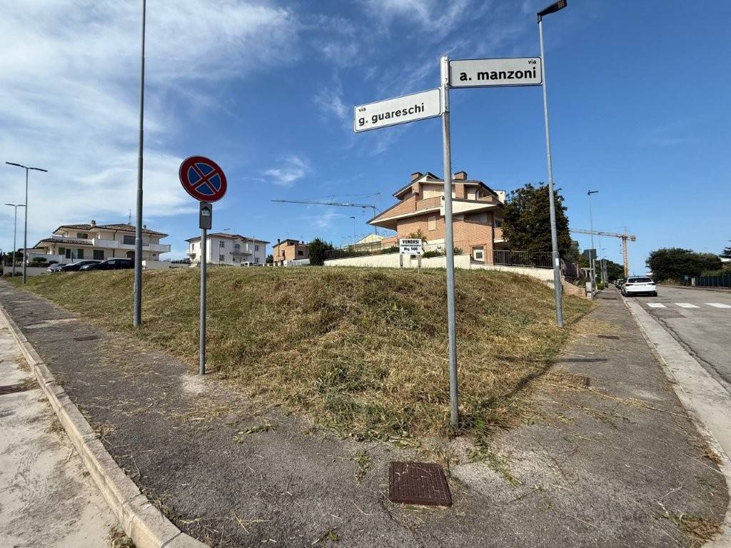 Terreno a Civitanova marche in Via Alessandro Manzoni, 145 - Foto 3