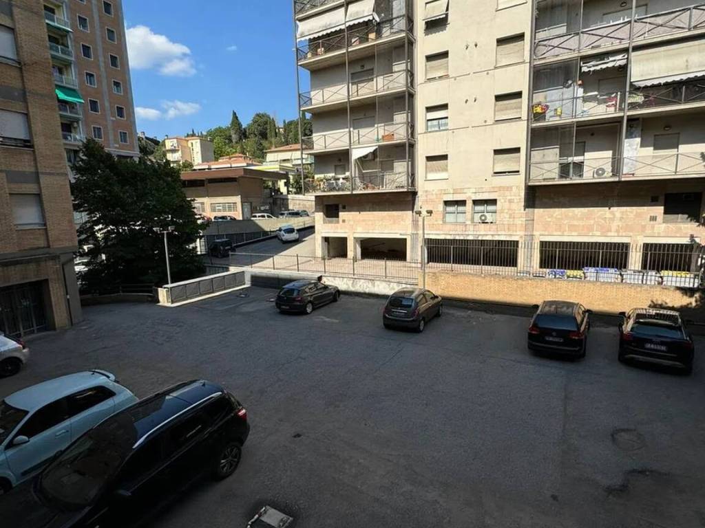 Appartamento a Perugia in Via M. Angeloni, 39 - Foto 4