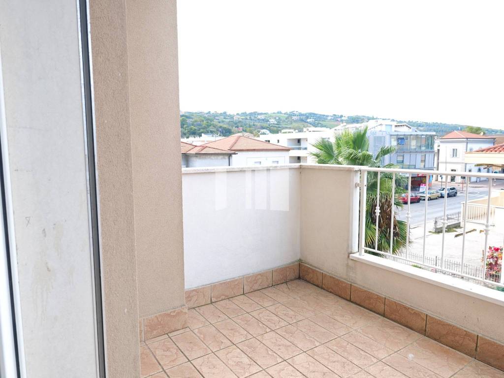 Appartamento a Giulianova in Via Galileo Galilei, 210 - Foto 5