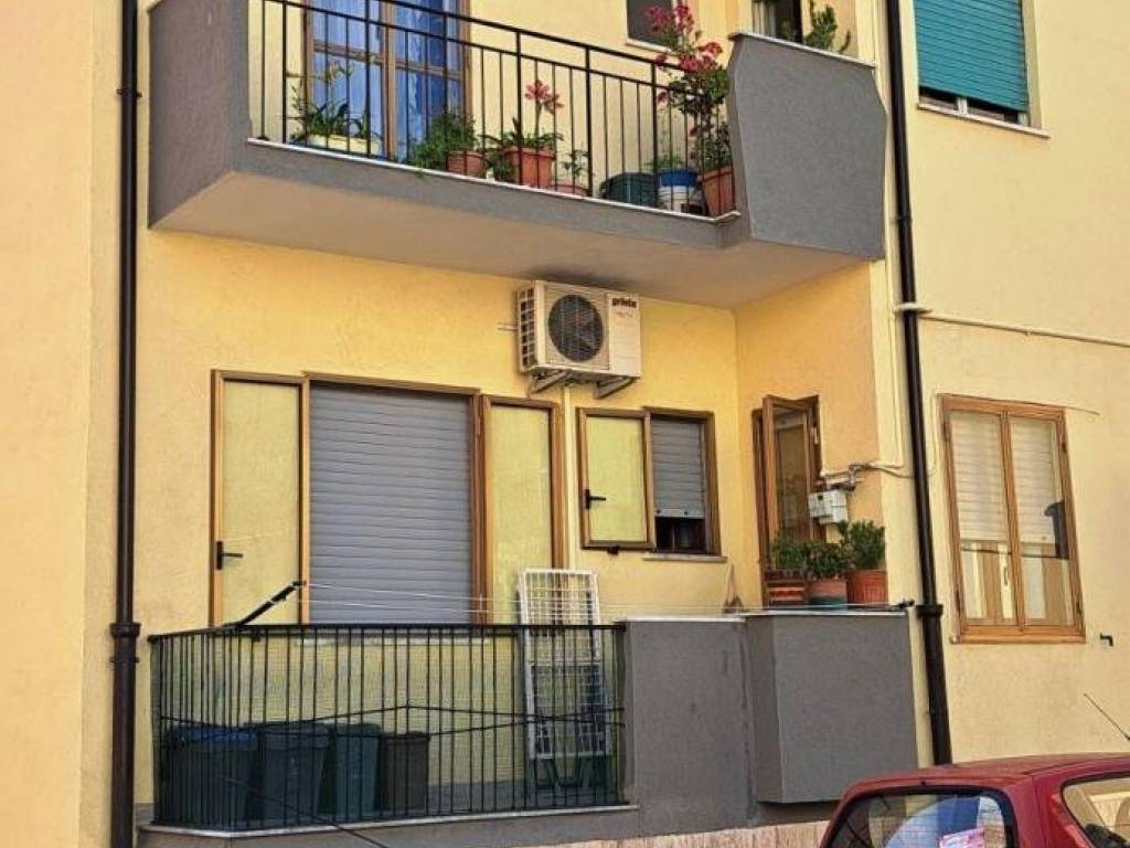 Appartamento a Catanzaro in Via Andrea Fabiani - Foto 2