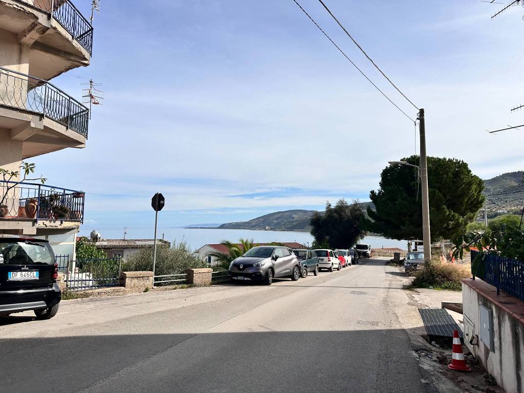 Appartamento a Santo stefano di camastra in Via Marina - Foto 5