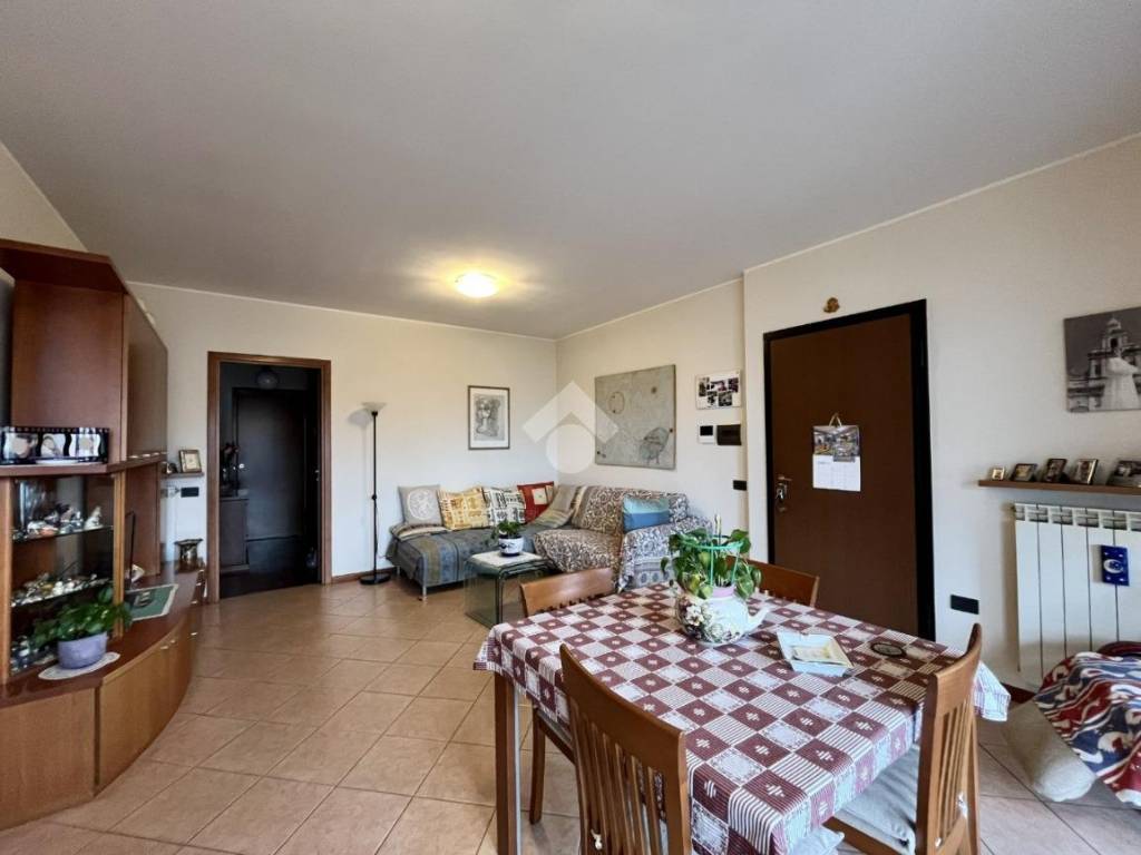 Appartamento a Lecco in V.le Montegrappa, 28 - Foto 5