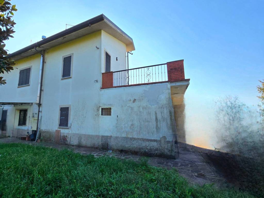 Casa indipendente a Altopascio in Località Bozzo alla Rena - Foto 3