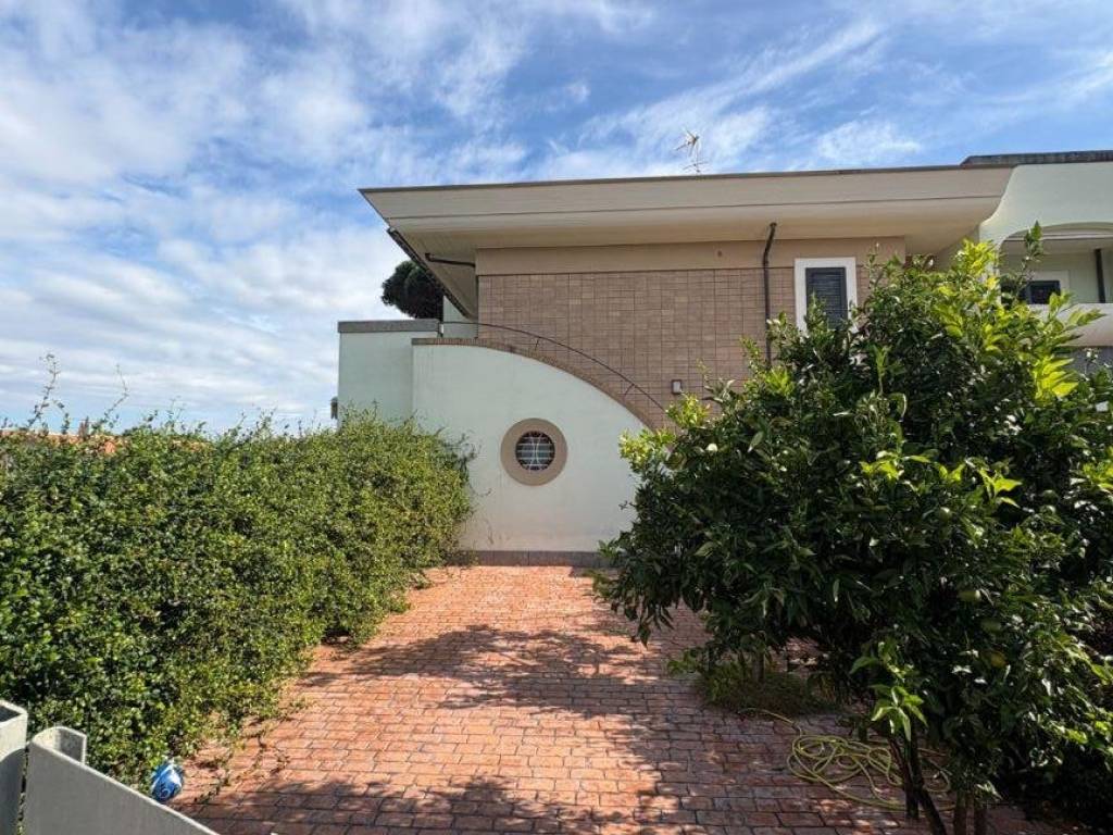 Villa a Anzio - Foto 2