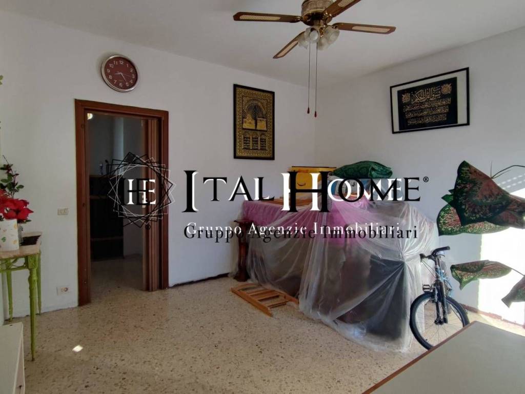 Appartamento a Airuno in Via Statale - Foto 2