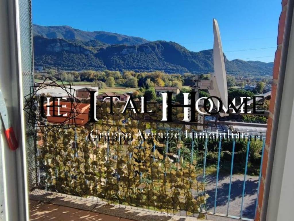 Appartamento a Airuno in Via Statale - Foto 3