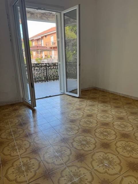 Appartamento a Imperia in Via degli Ulivi - Foto 4