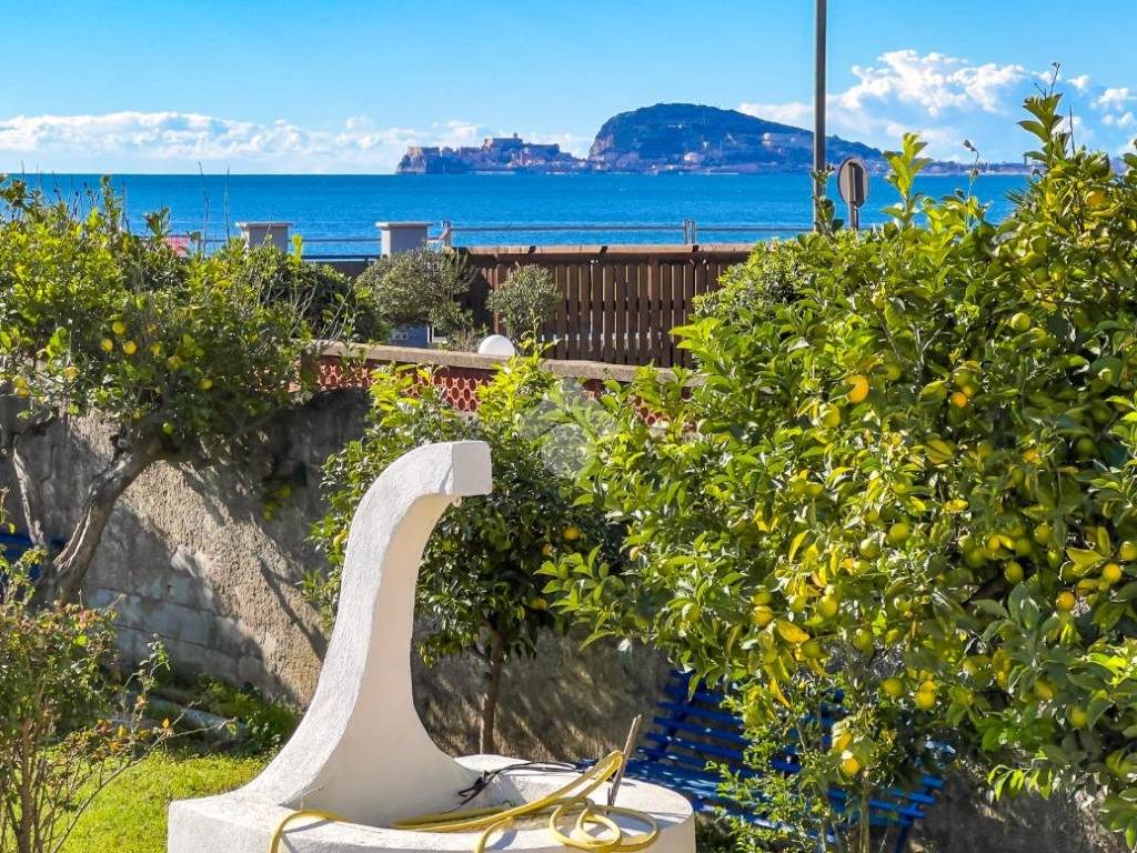 Villa a Formia in Via Lungomare Città di Ferrara, 27 - Foto 4