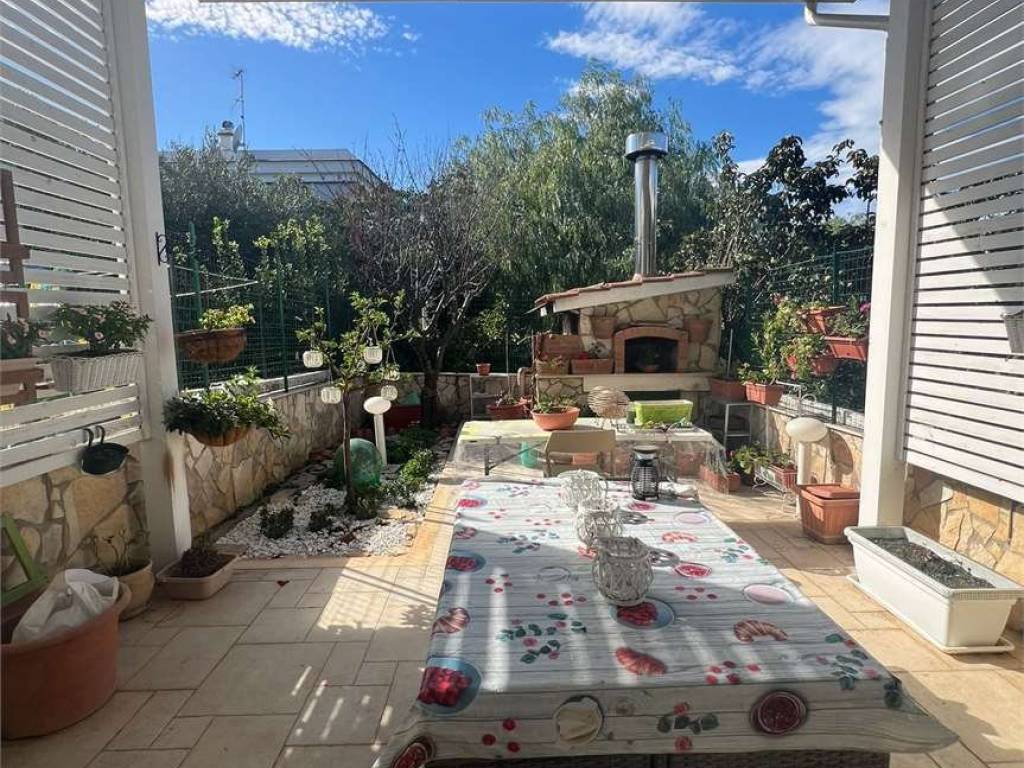 Villa a Noicattaro in Contrada Scizzo, B.go Regin - Foto 2