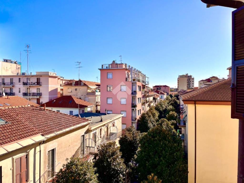 Appartamento a Albenga in Viale dei Mille, 80 - Foto 2