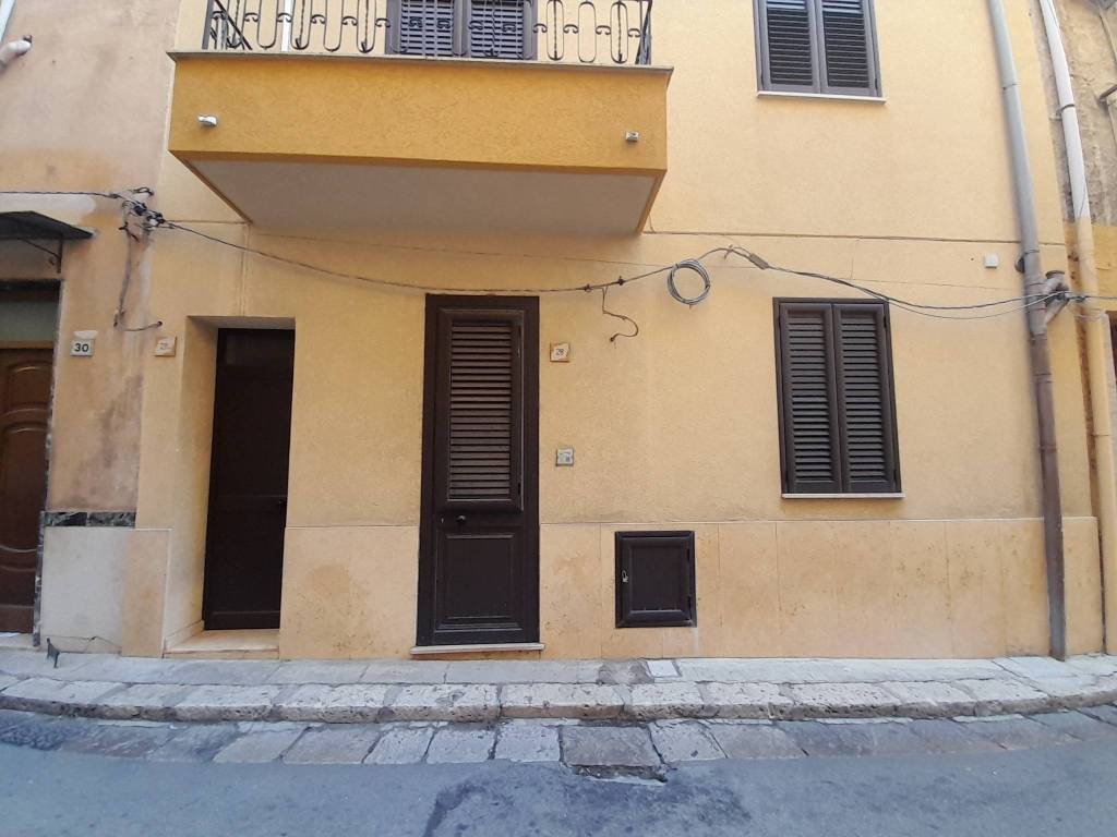Palazzo / stabile a Bagheria in Via Andrea Coffaro - Foto 2