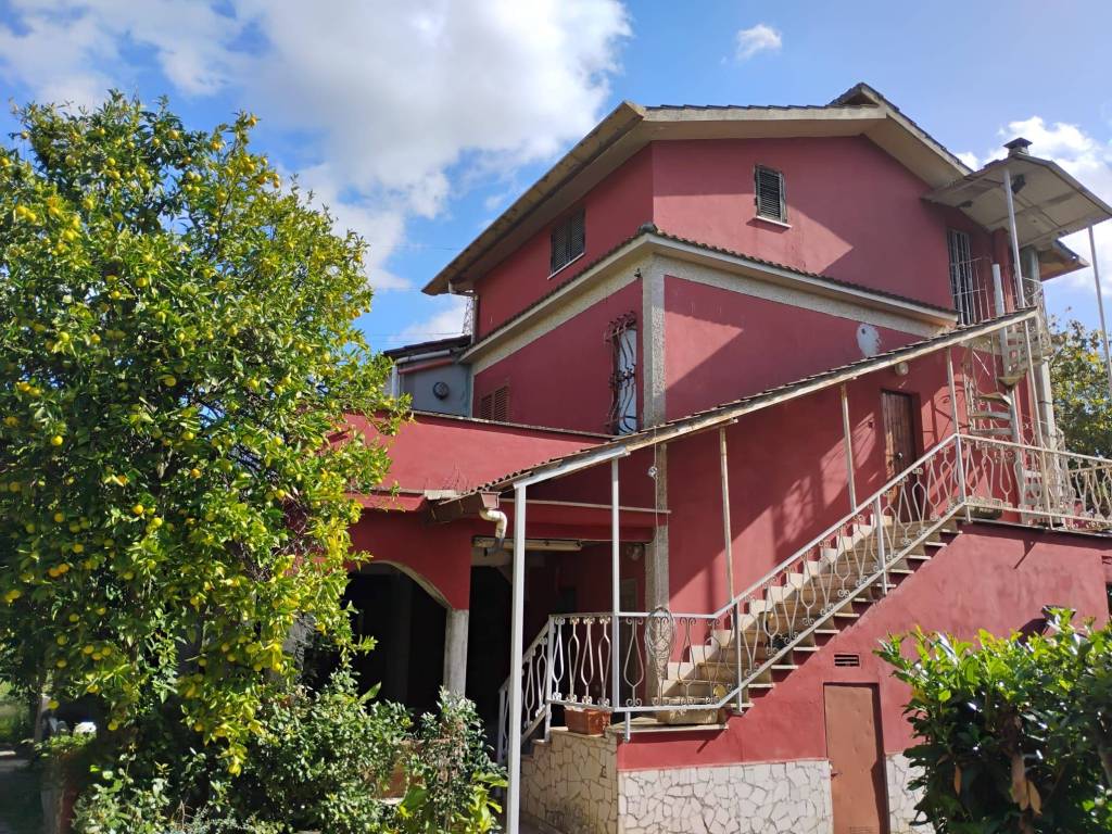 Villa a Velletri in Via delle Vascucce - Foto 4