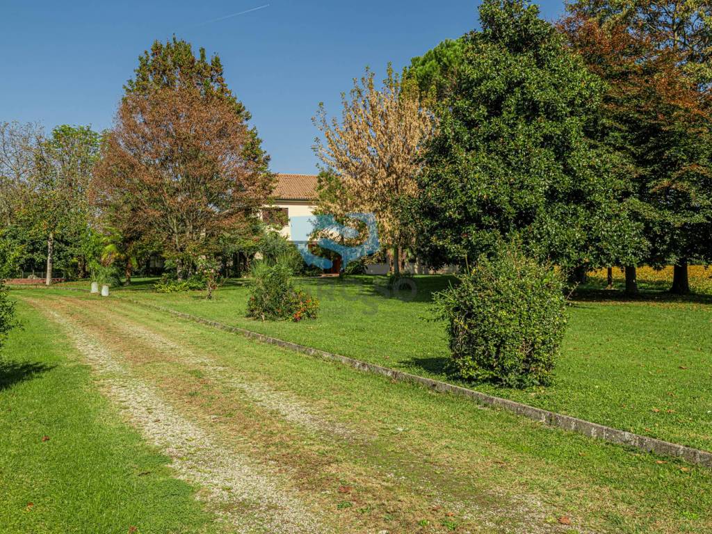 Villa a Carbonera in Via 4 Novembre - Foto 2