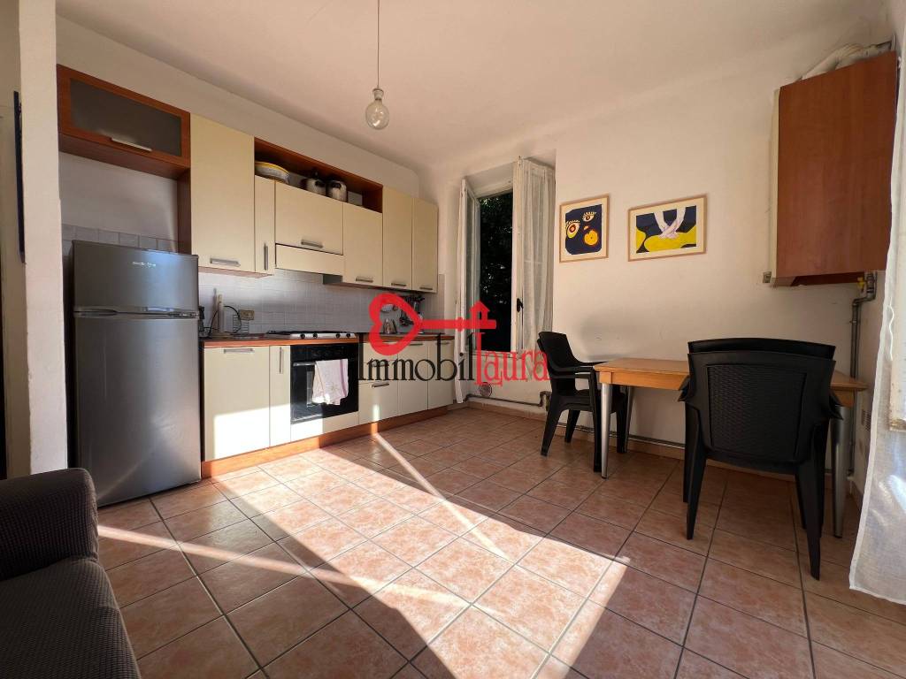 Appartamento a Arcisate in Via B. Giacomini - Foto 3