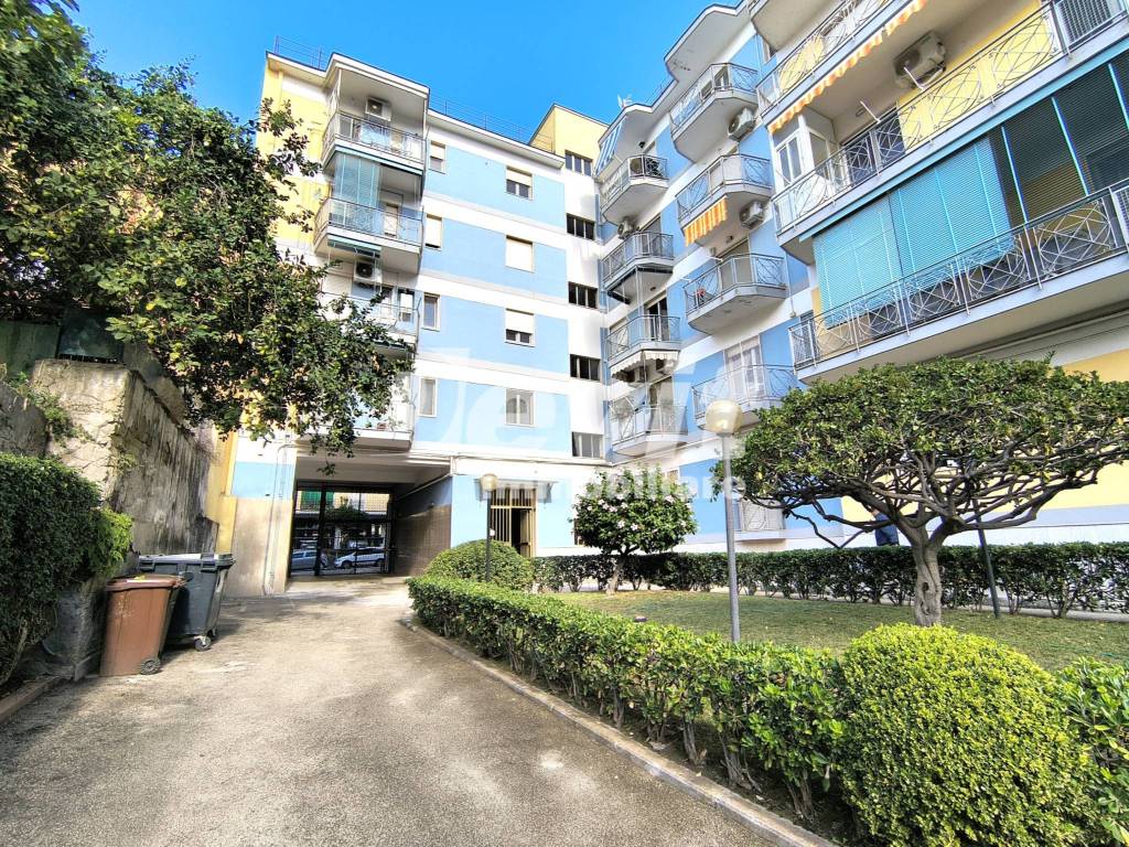Appartamento a Portici in Via Gaetano Poli - Foto 5