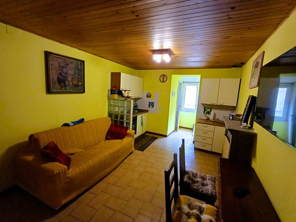 Appartamento a Caprarola in Via Raffaello - Foto 4